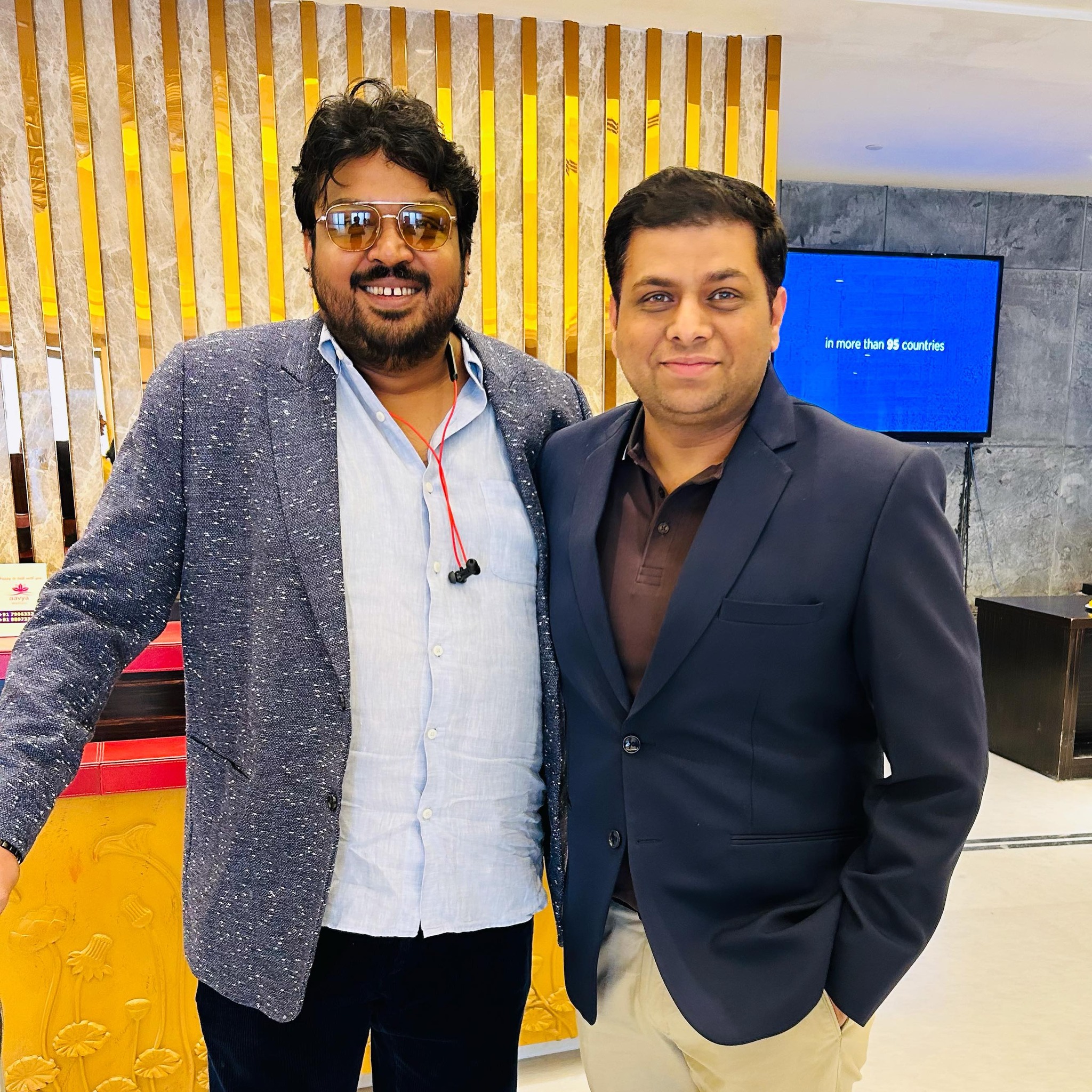 Talented Faisal Malik for a corporate event in Lucknow.