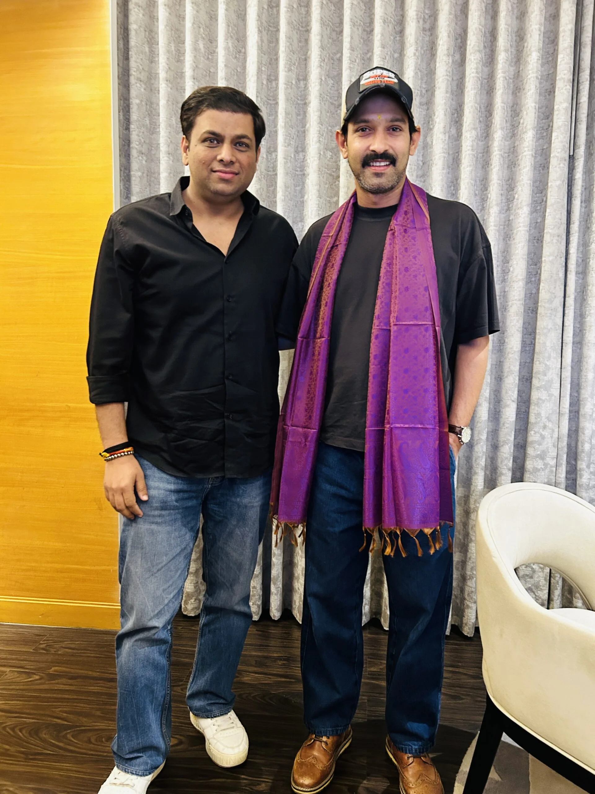 Yogesh Kumar with actor Vikrant Massey